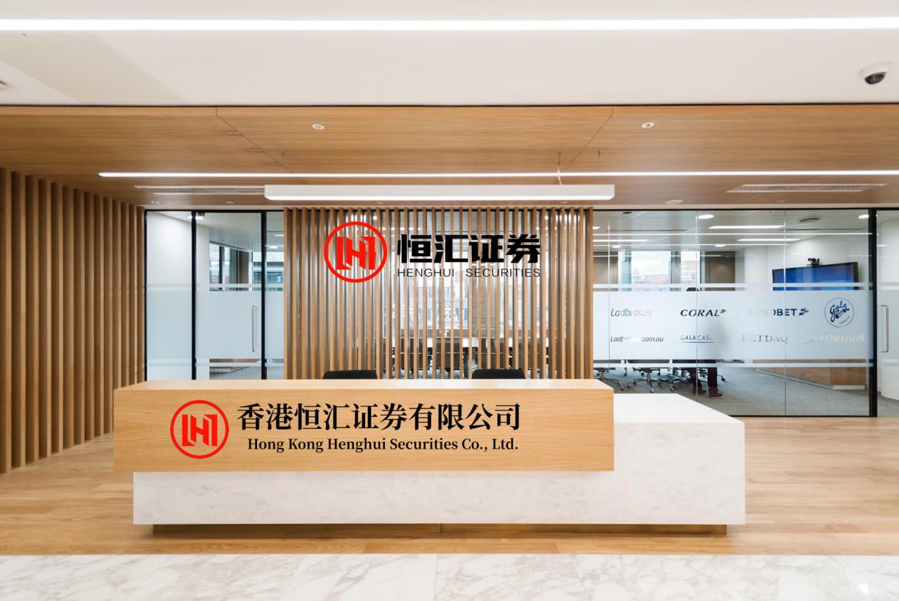 融凯配资 先帝还未下葬，新皇帝就在灵柩前调情，纳婶母为后，最终国家被灭